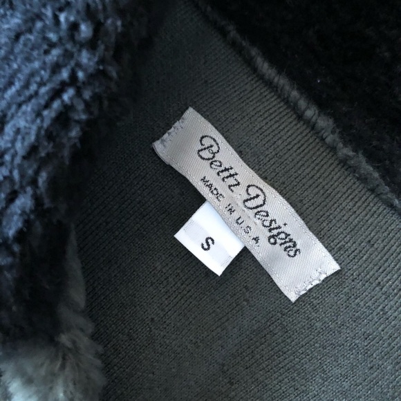 Vintage Sheered Faux Persian Lamb Fur short Jacket - Picture 7 of 7